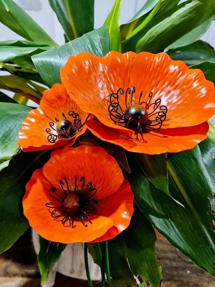 3Pc Set Amber Orange Metal Garden Poppies  |  Metal Decor Metal Decor Metal Decor