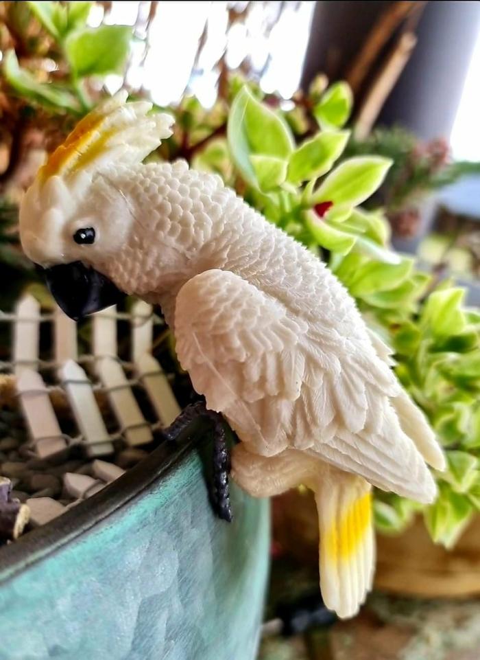 Bird Pot Sitter – Cockatoo  |  Pot Accessories Garden Accessories Garden Accessories