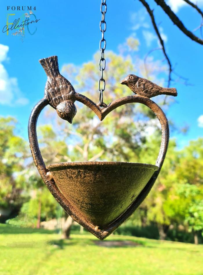 Cast Iron Heart Shaped Bird Feeder  |  Garden Accessories Cast Iron Bird Feeders