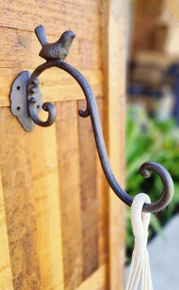 Cast Iron – Ornate Bird Wall Hook  |  Cast Iron Cast Iron Cast Iron