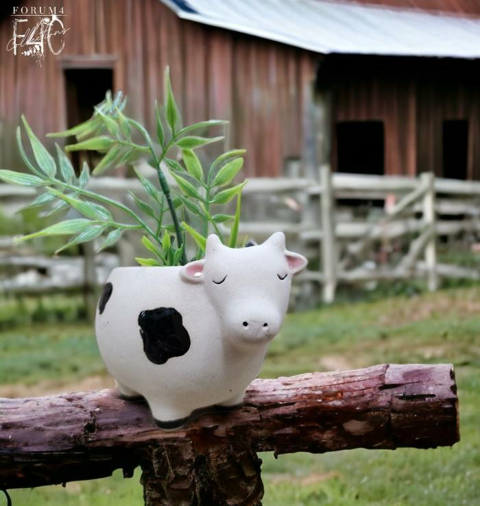 Coco The Cow Planter  |  Planters & Vases Planters & Vases Planters & Vases