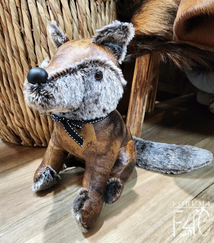 Flynn The Fox – Faux Leather Doorstop  |  Doorstops Homewares Doorstops