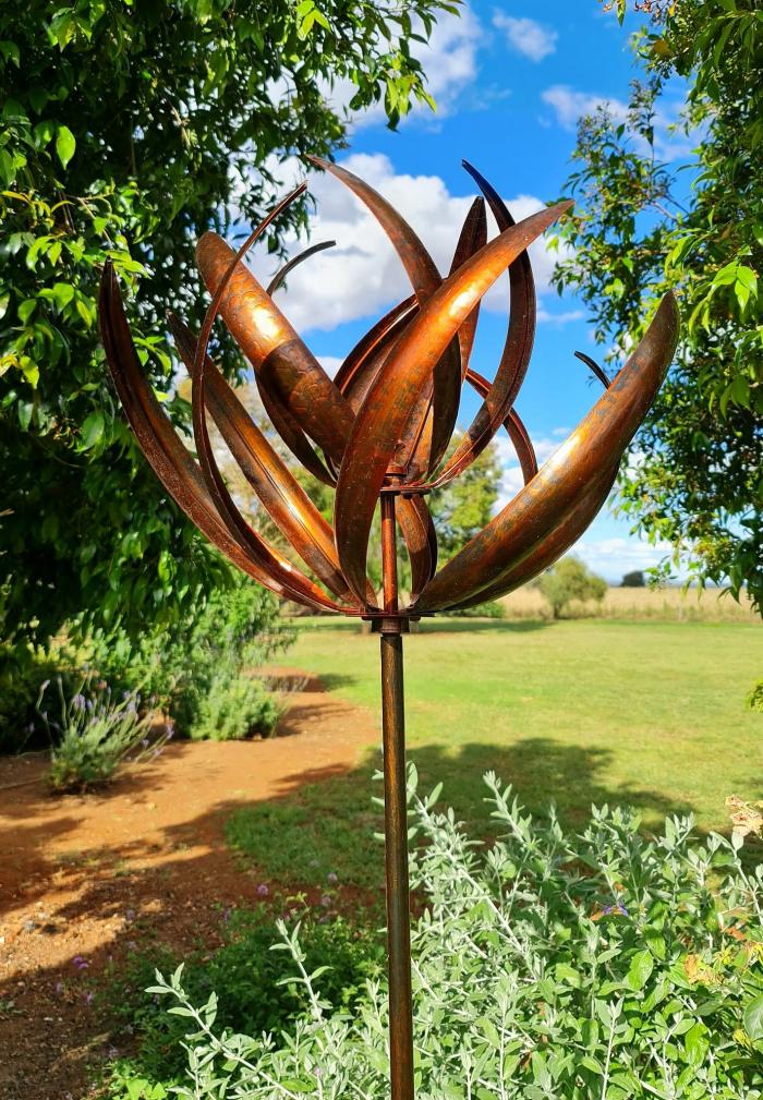 Lotus Wind Spinner- Bronze  |  Windspinners Outdoor Gardenwares Windspinners