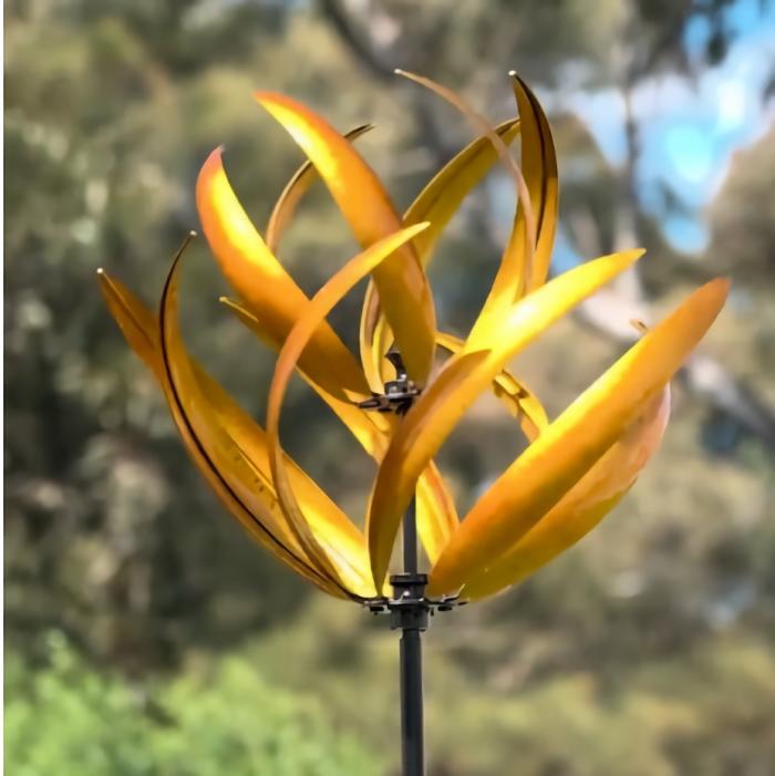 Lotus Wind Spinner – Gold  |  Windspinners Outdoor Gardenwares Windspinners