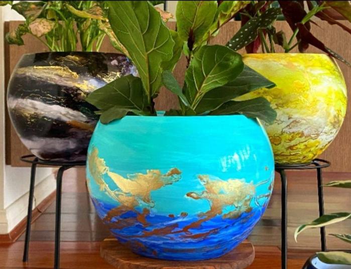 Moon Pot Capri – Large  |  Artisan Designed Planters Artisan Designed Planters Artisan Designed Planters