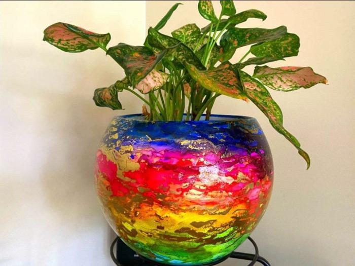 Moon Pot Rio Carnival Xo – Large  |  Artisan Designed Planters Artisan Designed Planters Artisan Designed Planters