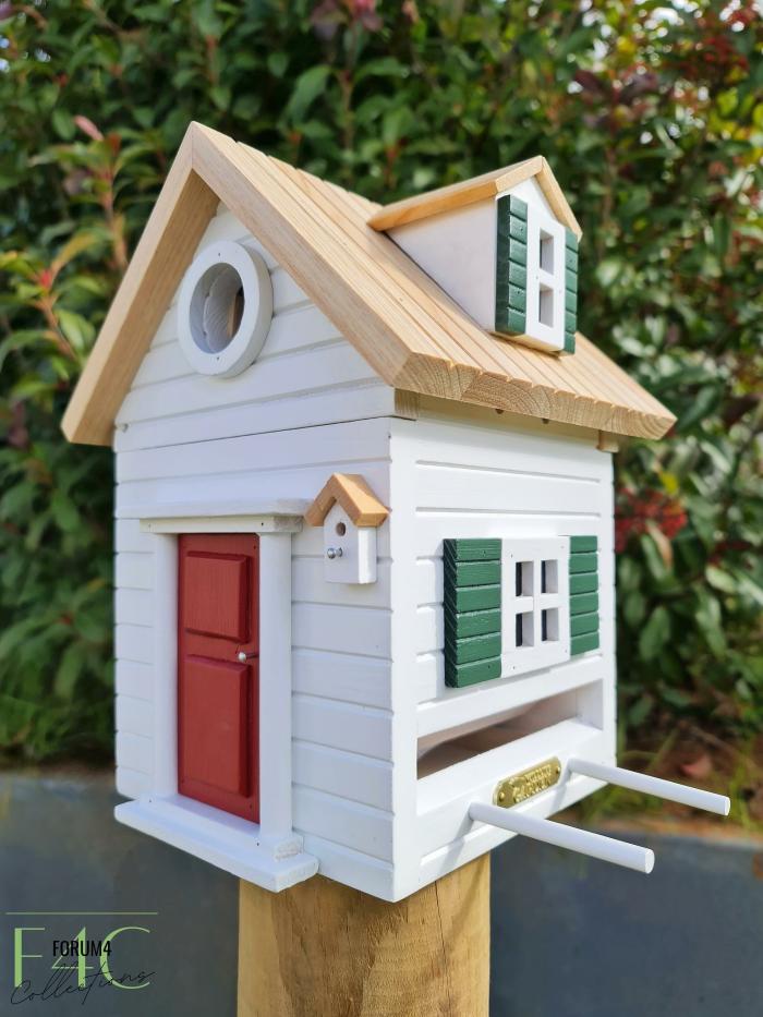 Multi Bird Feeder House – New England Cottage  |  Garden Accessories Bird Feeders Bird Feeders