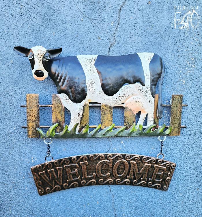 Quirky Country Cow Welcome Wall Decor  |  Metal Decor Outdoor Gardenwares Metal Decor