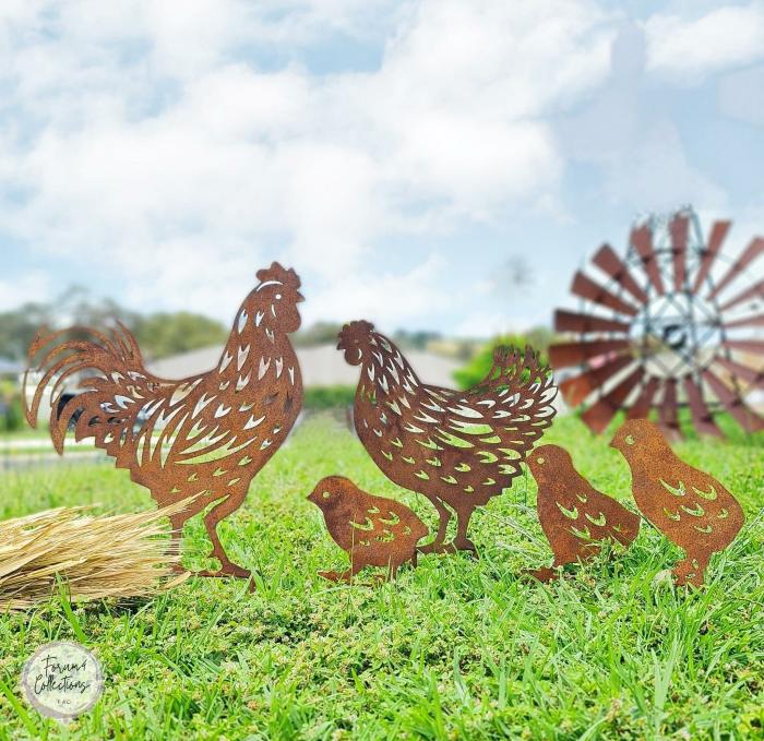 Rusty Family Of Chooks Garden Stakes  |  Garden Creatures Chickens Chickens