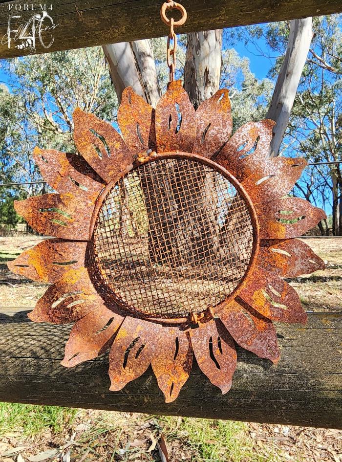 Rusty Hanging Sunflower Bird Feeder / Planter  |  Bird Feeders Bird Feeders Bird Feeders