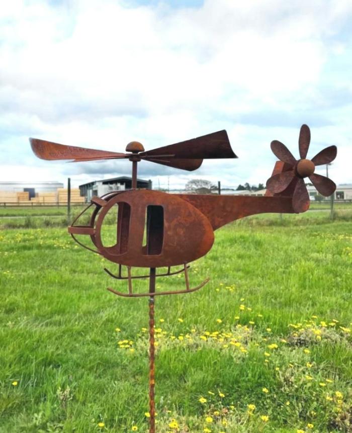 Rusty Helicopter Wind Spinner  |  Windspinners Metal Decor Metal Decor