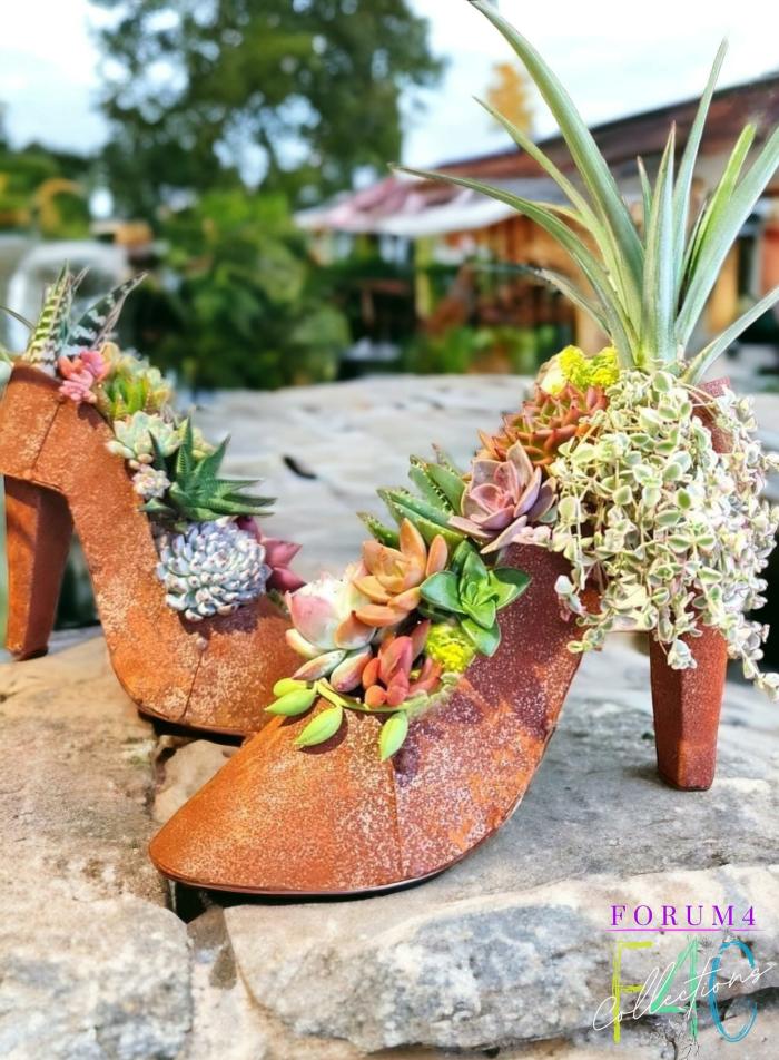 Rusty High Heel Shoe Planter  |  Planters & Vases Planters & Vases Planters & Vases