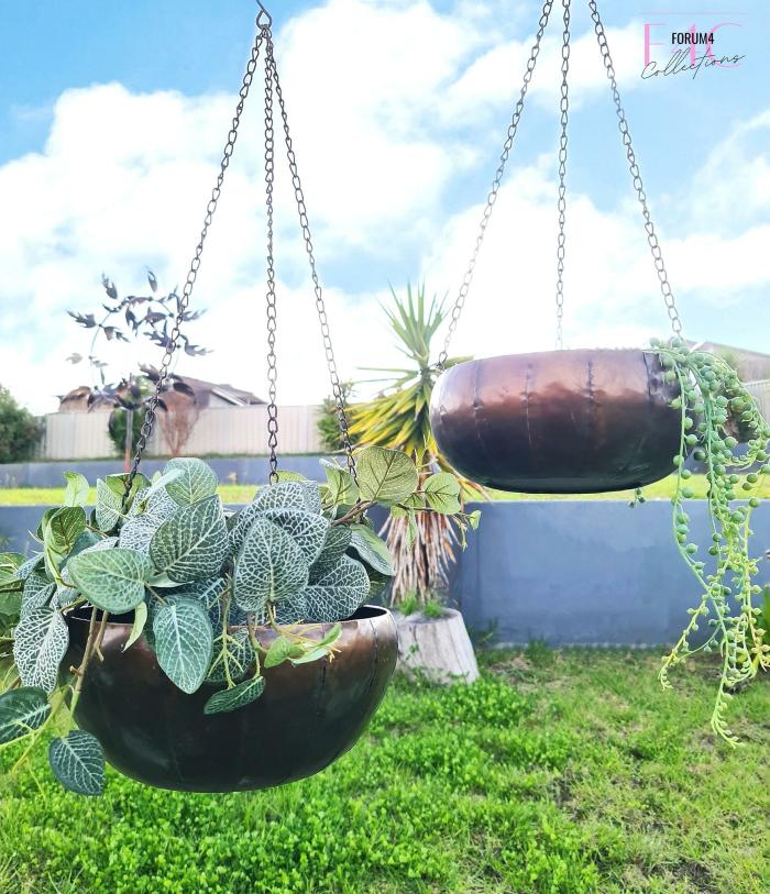 Sahara 2 Pc Hanging Metal Planters  |  Planters & Vases Planters & Vases Planters & Vases