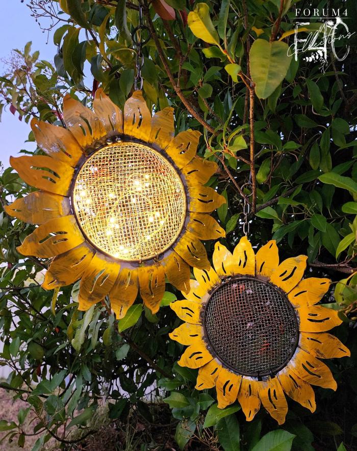 Yellow Hanging Sunflower Bird Feeder / Planter  |  Metal Decor Bird Feeders Bird Feeders