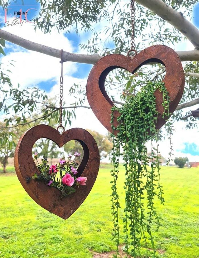 Rusty Hanging Heart Planter  |  Planters & Vases Planters & Vases Planters & Vases